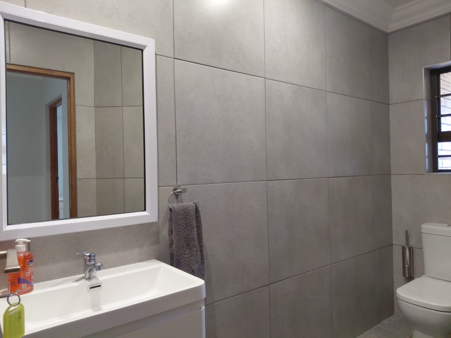 3 Bedroom Property for Sale in Stilbaai Wes Western Cape